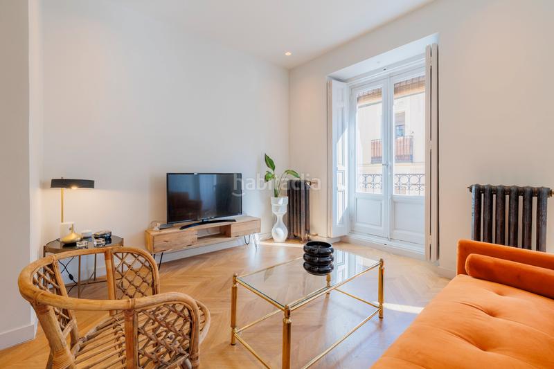 Foto 2898f3e0-5b8e-4ab3-b3eb-980adbfb88d8. Pis a Embajadores-Lavapiés Madrid