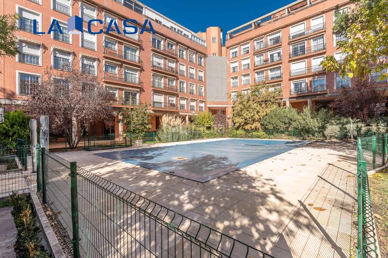 Foto 060e7b5c-624c-4675-9529-3f66eee483ab. Rent flat with heating pool in Palos de Moguer Madrid