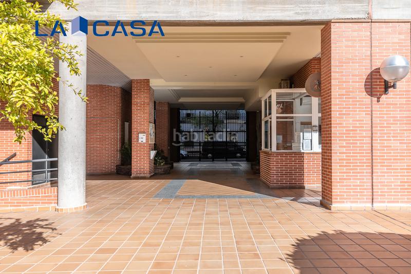 Foto 0afda9dc-9b96-4e2b-be41-7c6c85dbdb53. Rent flat with heating pool in Palos de Moguer Madrid