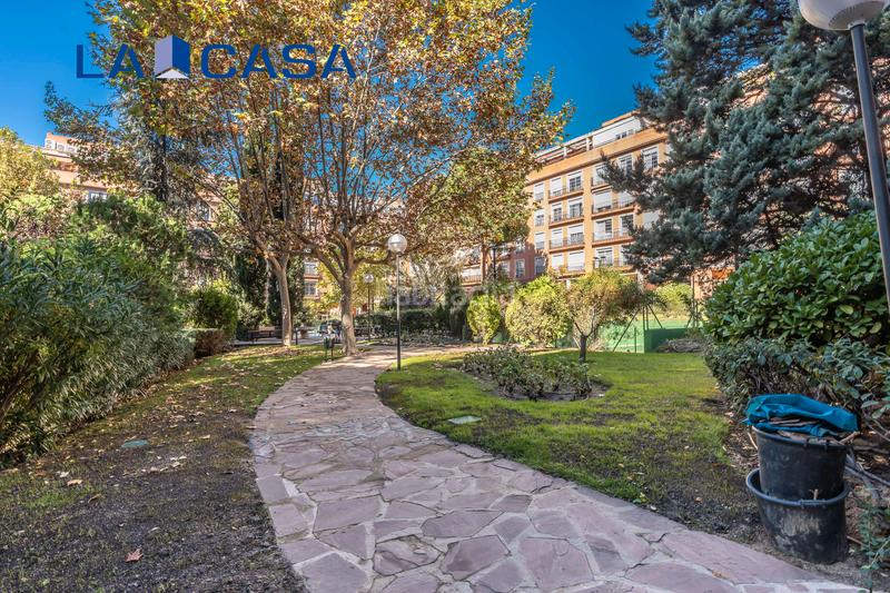 Foto 5ef90a3a-0129-44b5-9b05-65ae2c2f250e. Alquiler piso en Palos de Moguer Madrid