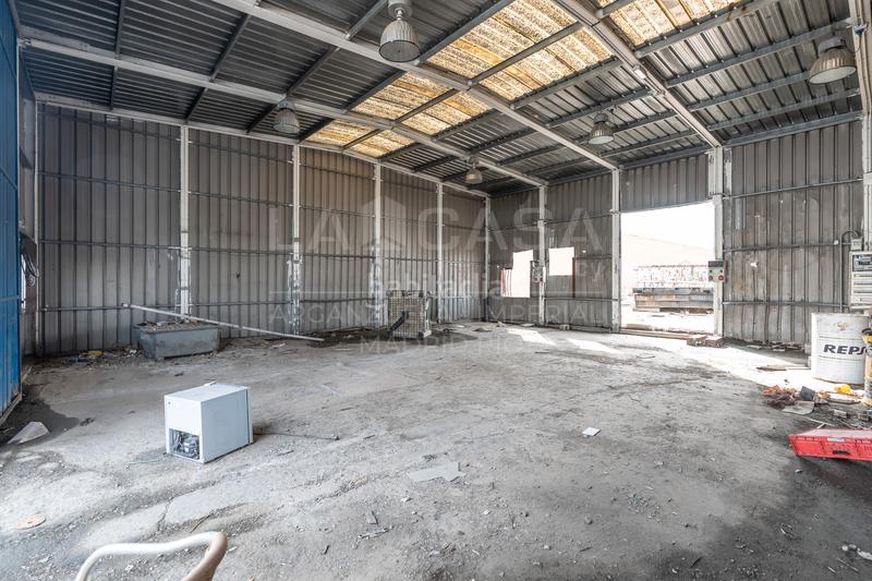 Foto 64bcb572-3645-46fb-89f8-f4e69819cbdc. Residential plot in Villaverde Alto Madrid