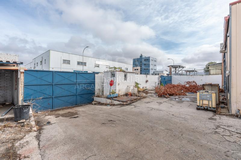 Foto e9b19740-fcd9-472f-b843-eed7e2641cf1. Residential plot in Villaverde Alto Madrid