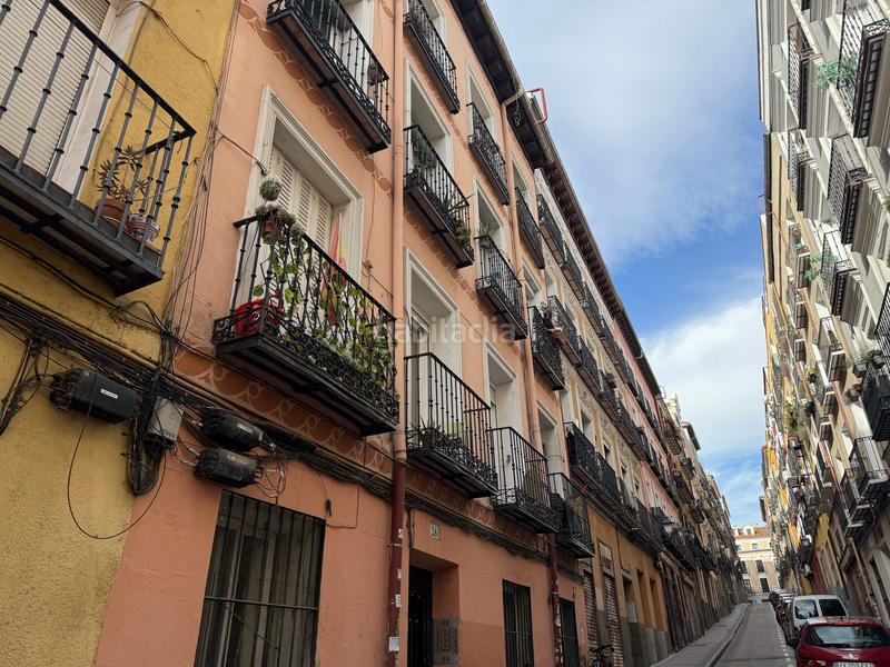 Foto 9526e02b-0113-40cc-b0be-d892d438021e. Piso en Embajadores-Lavapiés Madrid