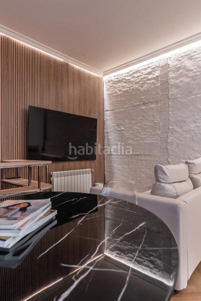 Foto 911a4fa9-f385-45e7-8485-ce3ce32a82d1. Business premise in Palos de Moguer Madrid