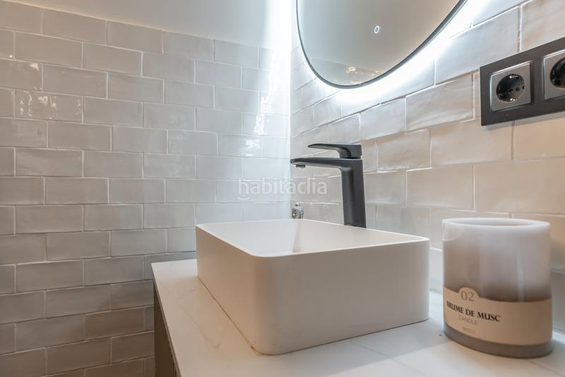 Foto 40316ce8-ff5a-4ff8-a6f8-ccb225693c8c. Local comercial a Palos de Moguer Madrid