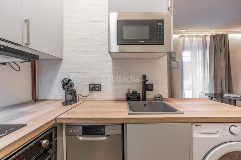 Foto 88b8a865-44fe-4499-af0d-311d83b5fc83. Local comercial a Palos de Moguer Madrid