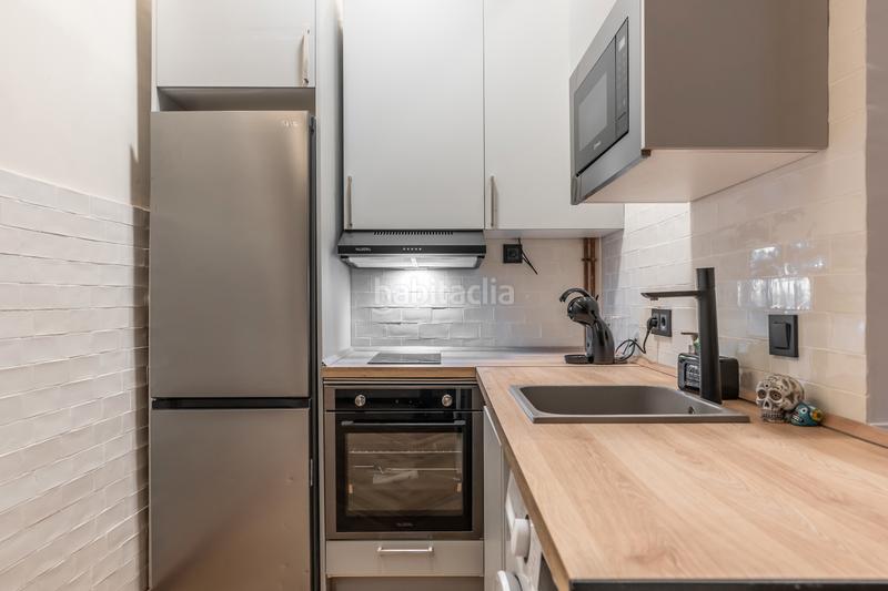 Foto e22f28bc-98ac-479e-8495-963129dee0e1. Local comercial a Palos de Moguer Madrid