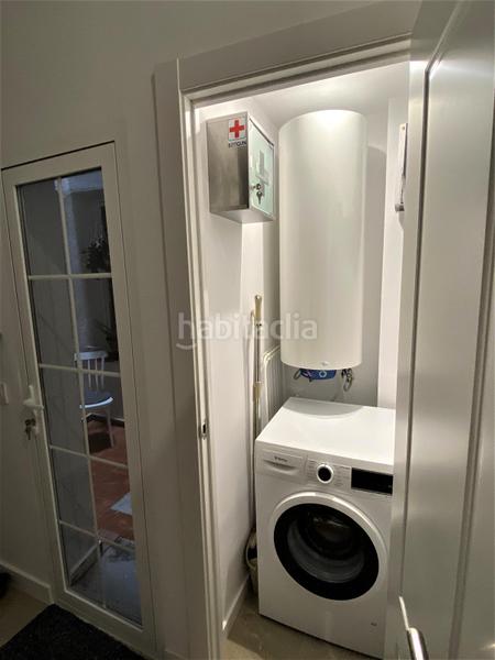 Foto e87984a3-bff7-40ac-90ce-67a9fb7cd609. Piano terra in Embajadores-Lavapiés Madrid