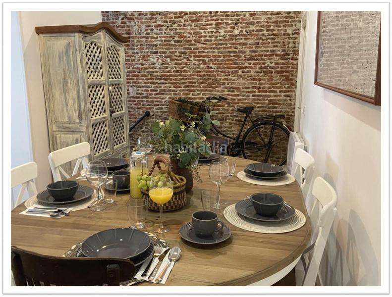 Foto f45d2013-deb2-45ed-a1d5-eff191215314. Piano terra in Embajadores-Lavapiés Madrid