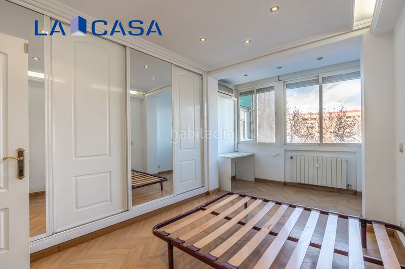 Foto 60d23ca4-ac07-4acb-beba-832048f82c0e. Piso en Chopera Madrid