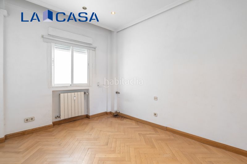 Foto 94402817-33a4-4575-9a6d-d503c900e948. Piso en Chopera Madrid