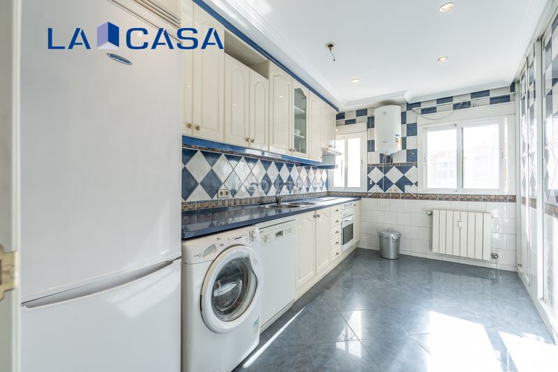 Foto a29492e8-b03f-4e5d-a5e6-25e03397ca15. Piso en Chopera Madrid