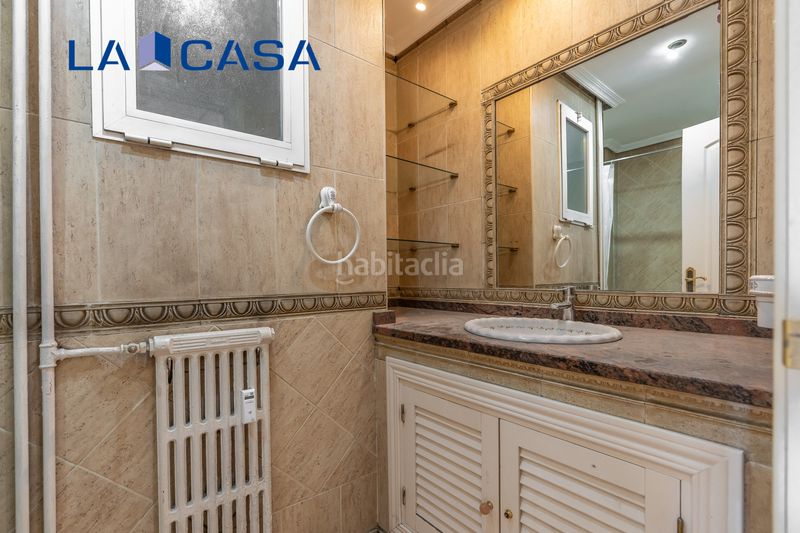 Foto a36d1615-b36e-49ac-b507-1443c00834c6. Piso en Chopera Madrid