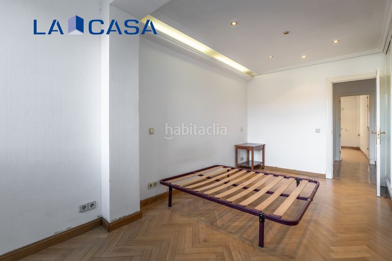 Foto d46f932e-054e-4dd7-a9a4-853c32b6e058. Piso en Chopera Madrid