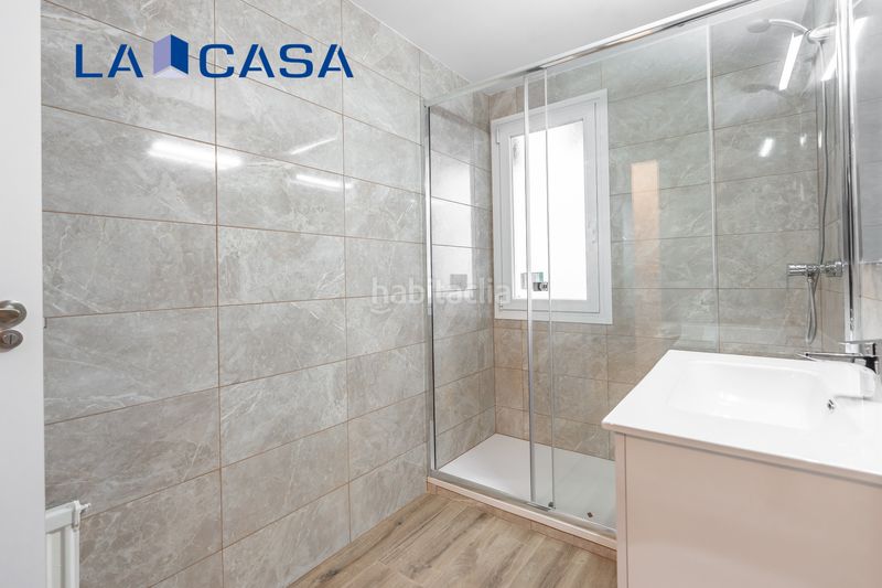 Foto 2f9b333a-c5b5-4187-9fb9-2ddabfa97ea8. Flat with heating in Chopera Madrid