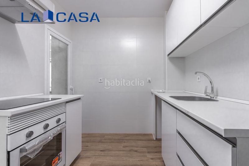 Foto dc38d7b7-6e7c-48bb-b15d-77bdd9197d95. Flat with heating in Chopera Madrid