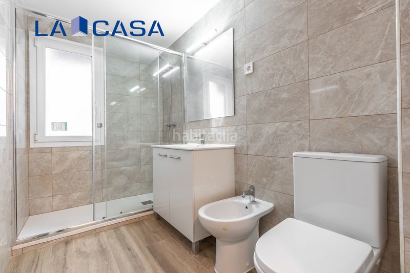 Foto e7332065-a225-46f3-8e0f-9abb413b0376. Flat with heating in Chopera Madrid