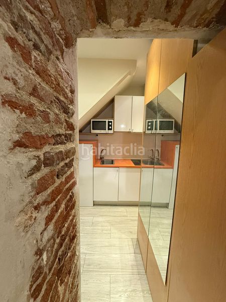 Foto 6bf3b0ed-183e-46b4-a37a-cd4415277890. Piso en Embajadores-Lavapiés Madrid