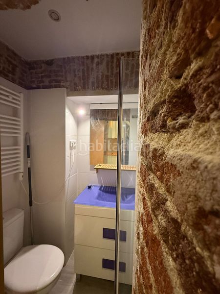 Foto af505f05-7c31-4b0b-934d-fbd12de34c0c. Piso en Embajadores-Lavapiés Madrid