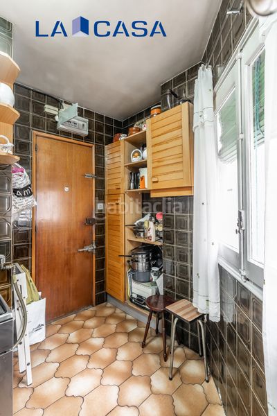 Foto a421e8ff-6f0b-44b6-b18e-11cbfa461bea. Pis amb calefacció a Palos de Moguer Madrid