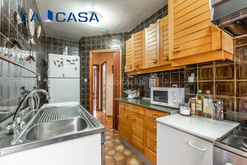 Foto be7599ea-dbf7-4ac1-aa2c-f8a84b81c0bb. Pis amb calefacció a Palos de Moguer Madrid