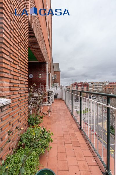 Foto e484621b-396c-49dc-a283-8c68f58b91e4. Pis amb calefacció a Palos de Moguer Madrid