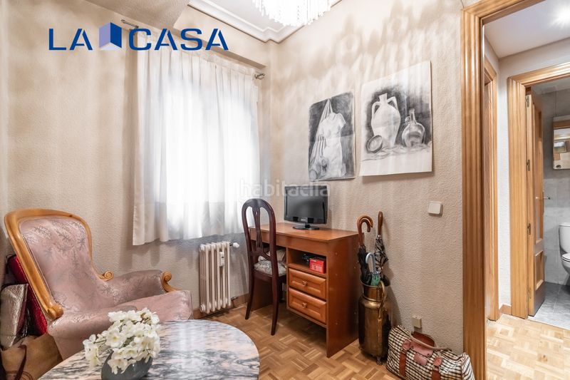 Foto b5df5e99-2e88-4bdd-af48-34b7bd0c3fc8. Piso en Palos de Moguer Madrid