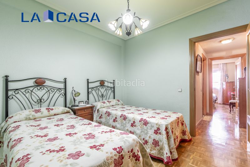 Foto d15f43ef-28f5-4fa5-8a15-4cd78e1acde9. Piso en Palos de Moguer Madrid