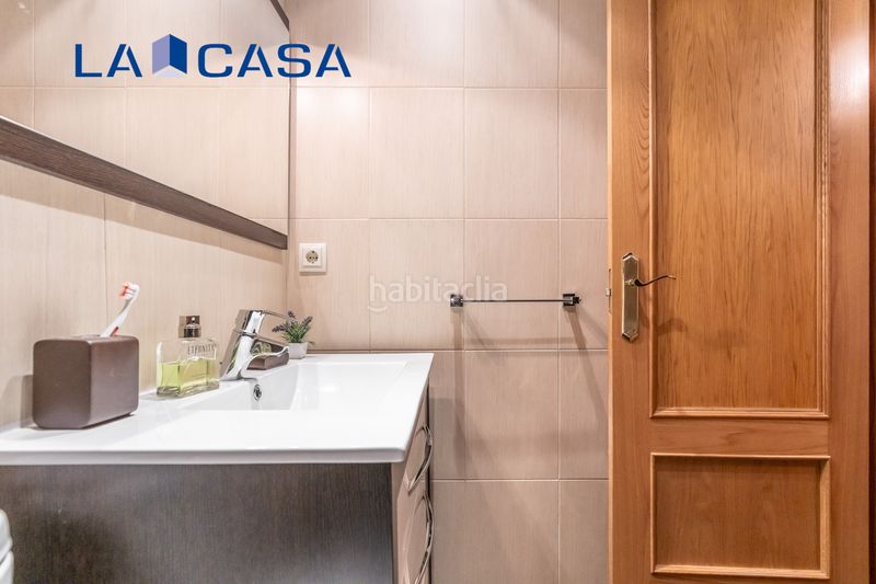 Foto d20bea9e-5ad0-475b-aaf3-b8fae22d69e9. Piso en Palos de Moguer Madrid