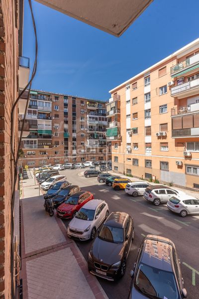 Foto 294b19db-eca6-42a4-8185-77d9af43339e. Pis amb calefacció a Imperial Madrid