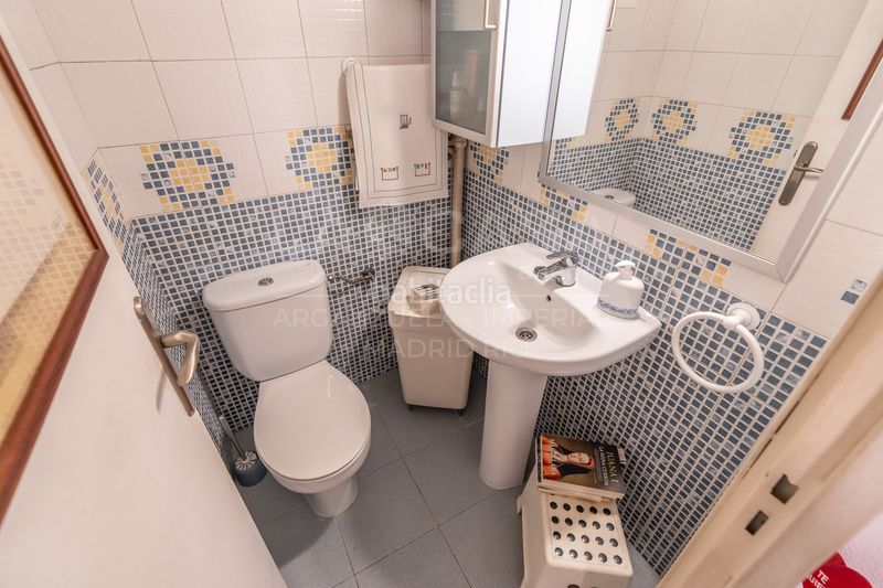 Foto e9700c69-345a-4024-9348-49746dc3ab7e. Pis amb calefacció a Imperial Madrid