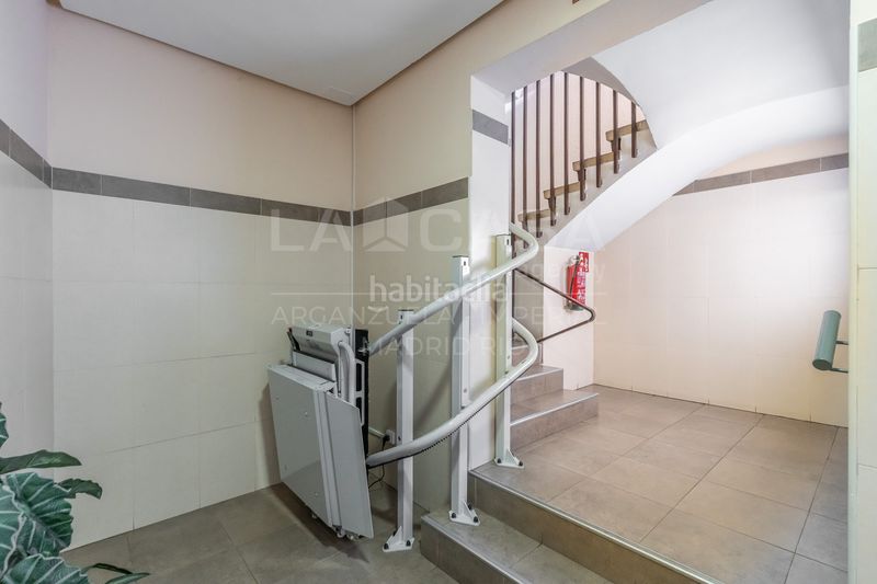 Foto f8ae954f-6118-481c-8f83-c25baa1d6534. Pis amb calefacció a Imperial Madrid