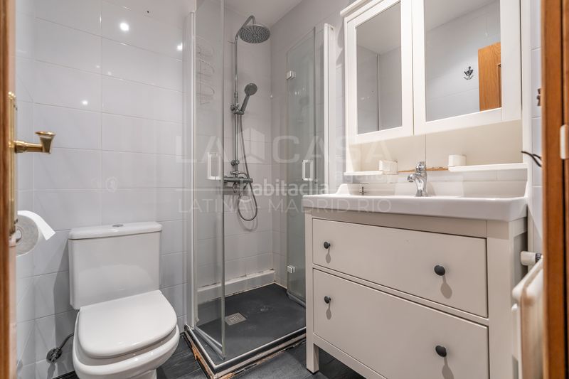 Foto fe9ab5f1-1b99-4967-b5a2-2e13cbc5468e. Pis amb calefacció a Lucero Madrid