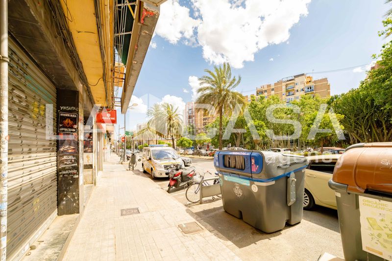 Foto a8c94c02-c385-4658-b6f2-f2ee8a97b8e1. Local comercial a Barrio de Benimaclet Valencia