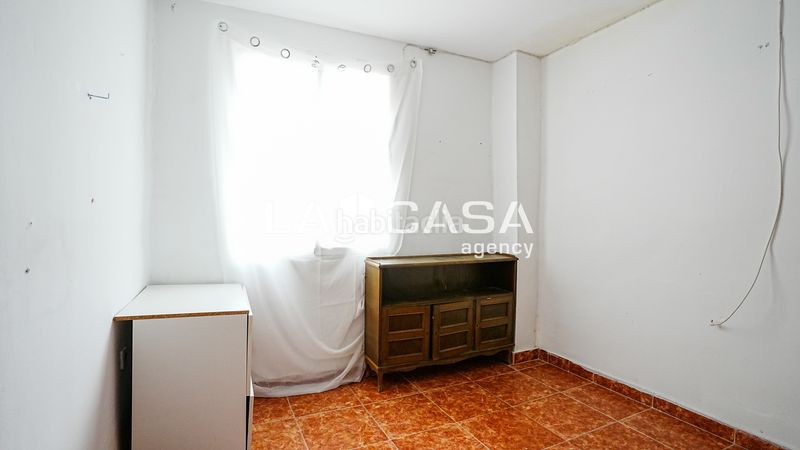 Foto dbba8e1d-f075-4d26-924e-d0825455a372. Piso en L´Amistat Valencia