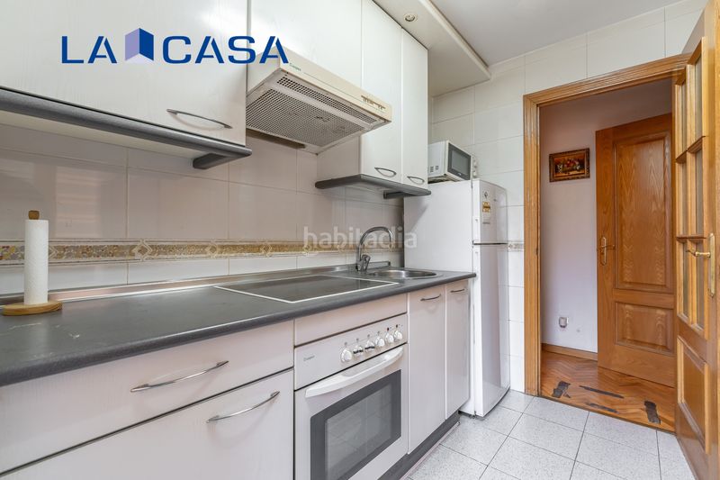 Foto b9158308-48ad-4748-9390-e8ba6b4fa2ee. Piso en San Diego Madrid