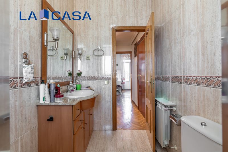 Foto 17b35ee1-17a6-499b-b855-621080885aa5. Piso en Palos de Moguer Madrid