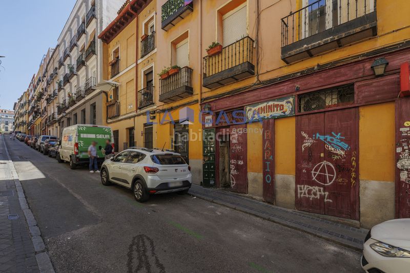 Foto 0ede0d09-639b-4586-a33d-6feeacf97b98. Local comercial a Embajadores-Lavapiés Madrid