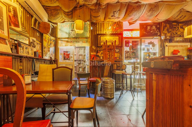 Foto cceb9f44-c61f-47e9-ab27-366f74a224c6. Local comercial a Embajadores-Lavapiés Madrid