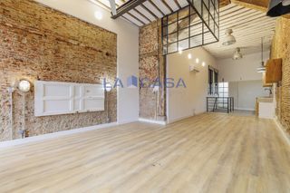 Local Comercial  Calle meson de paredes