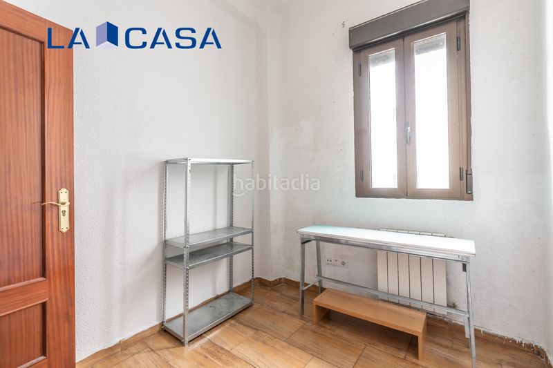 Foto 3e31fa0e-a8e2-47f8-b8e8-2d13704e374b. Piso en Delicias Madrid
