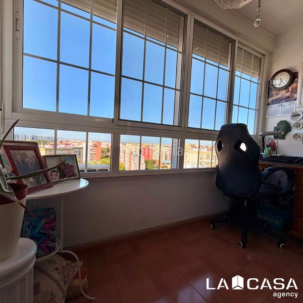 Foto feffd4e6-ba13-4874-a3b1-55b3b9791667. Pis a Villegas Sevilla