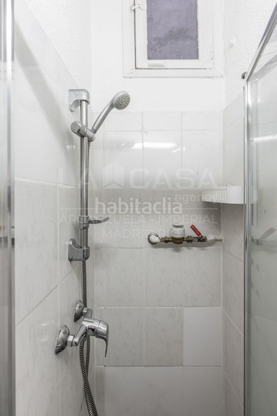 Foto 07cdef91-d964-4ca8-8dd0-440a147fc346. Pis a Imperial Madrid