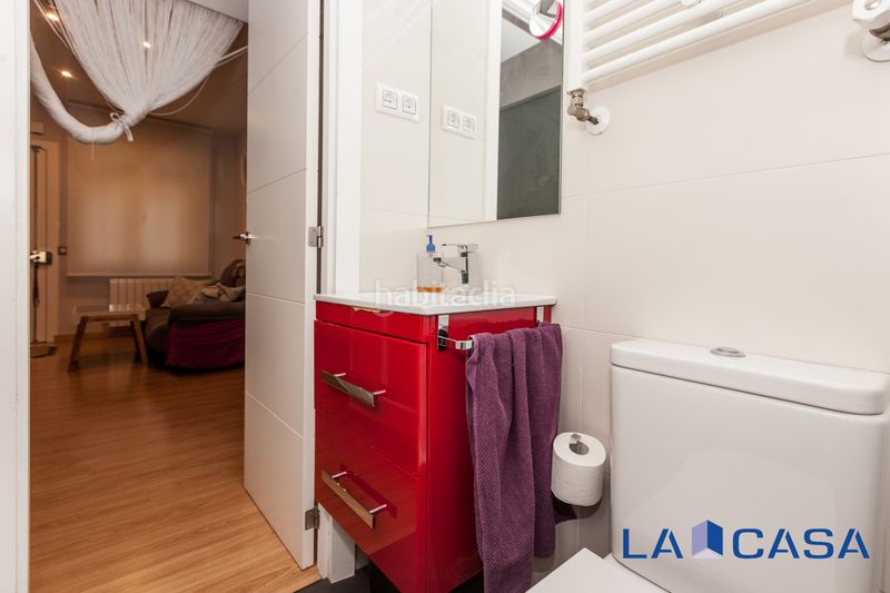 Foto c73b5be0-97d2-40bb-9f58-a25d726b8803. Piso en Chopera Madrid