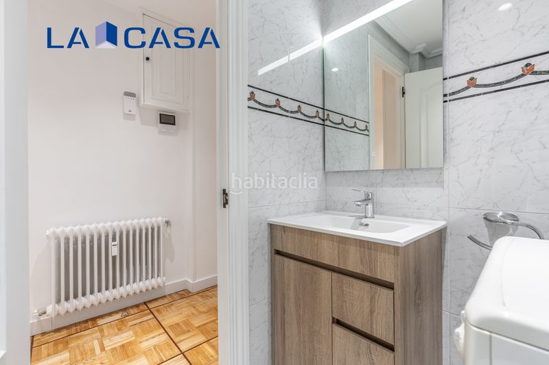 Foto ffc7a9f5-7db7-480b-b0c9-86937c9d2f15. Piso en Chopera Madrid