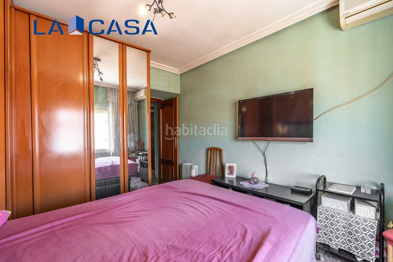 Foto ed972ef2-8066-448e-bb70-deab29c7fee9. Flat with heating in Pradolongo Madrid
