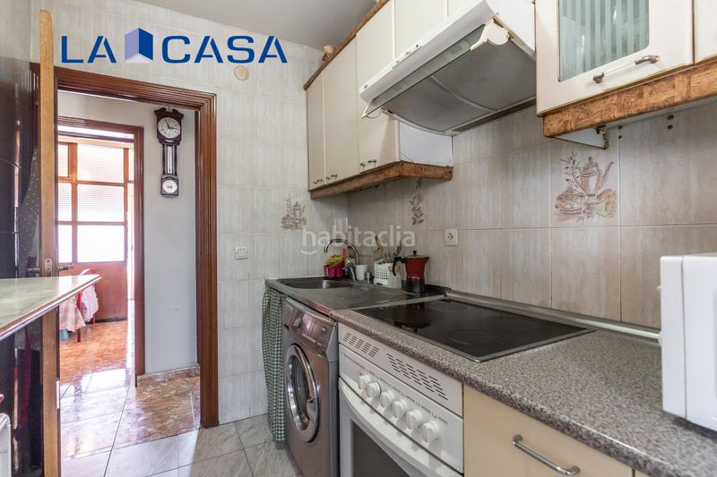 Foto dabab0a0-515c-4c15-98e6-29cd0aa82625. Piso en Pradolongo Madrid