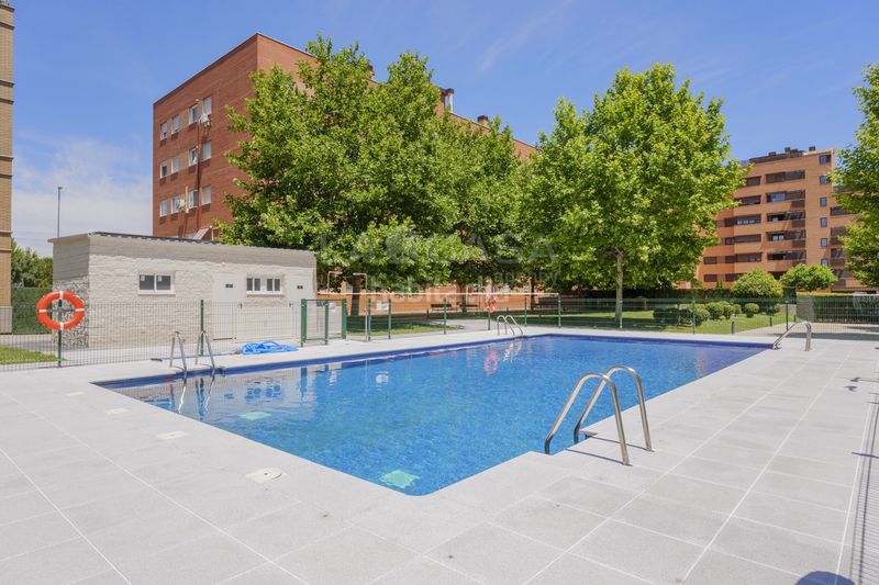 Foto 216e8da1-1452-453c-b489-94bc74c1cf2c. Pis amb calefacció aparcament piscina a Universidad-Hospital Fuenlabrada