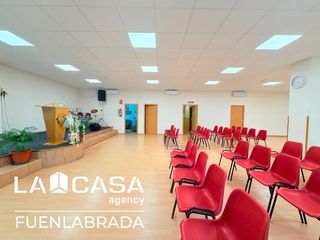 Local Comercial a Avenida de las Regiones