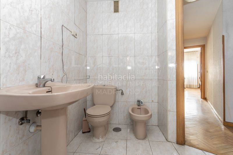 Foto 3d7fbff4-a315-4dec-9ddc-9fa5e5b4dab0. Flat with heating parking in Imperial Madrid